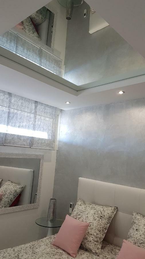 Apartment Le Cristal Port Ambonne Village Naturiste